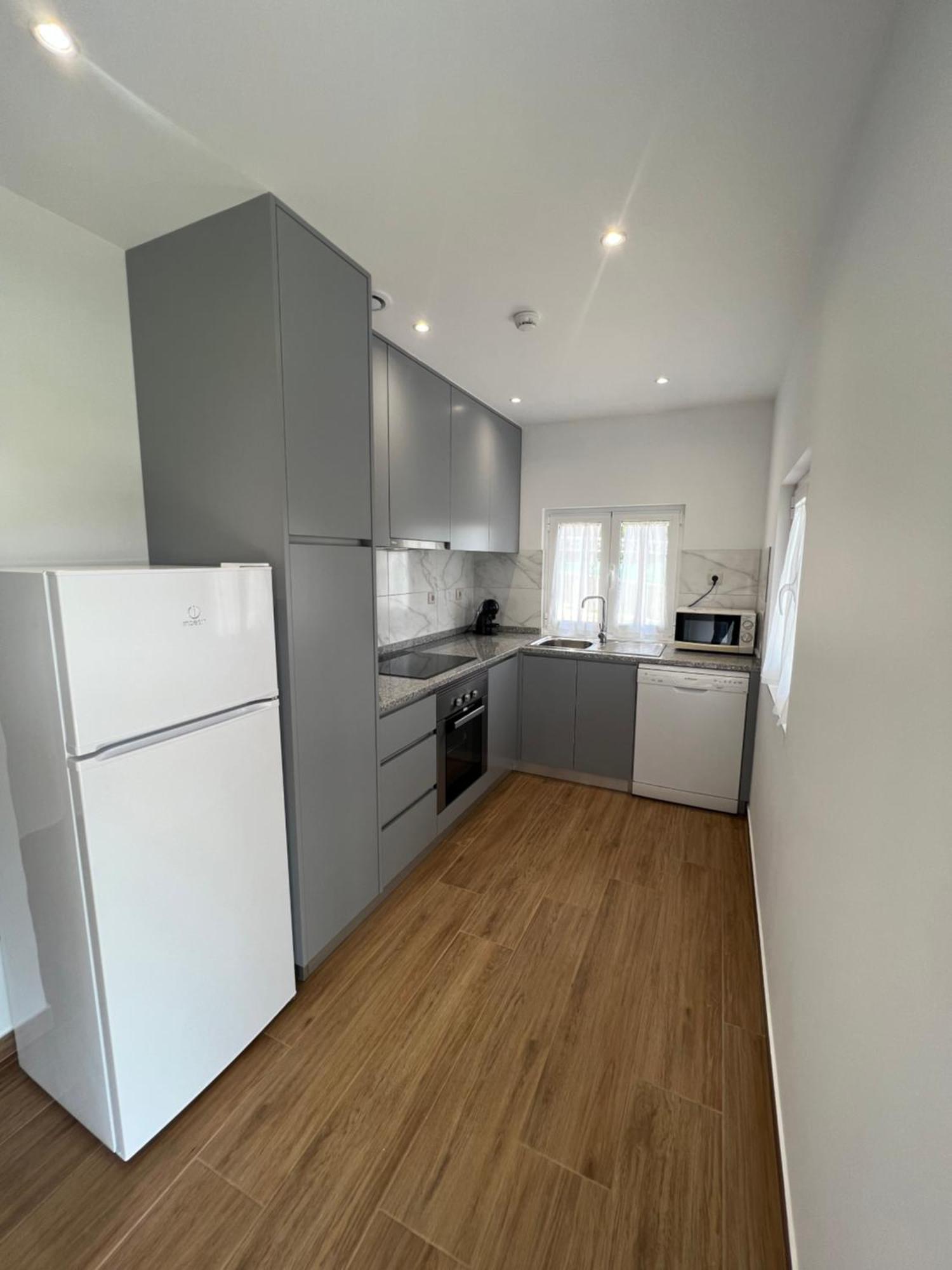 Funileiro, Apartamentos E Quartos Amares Εξωτερικό φωτογραφία