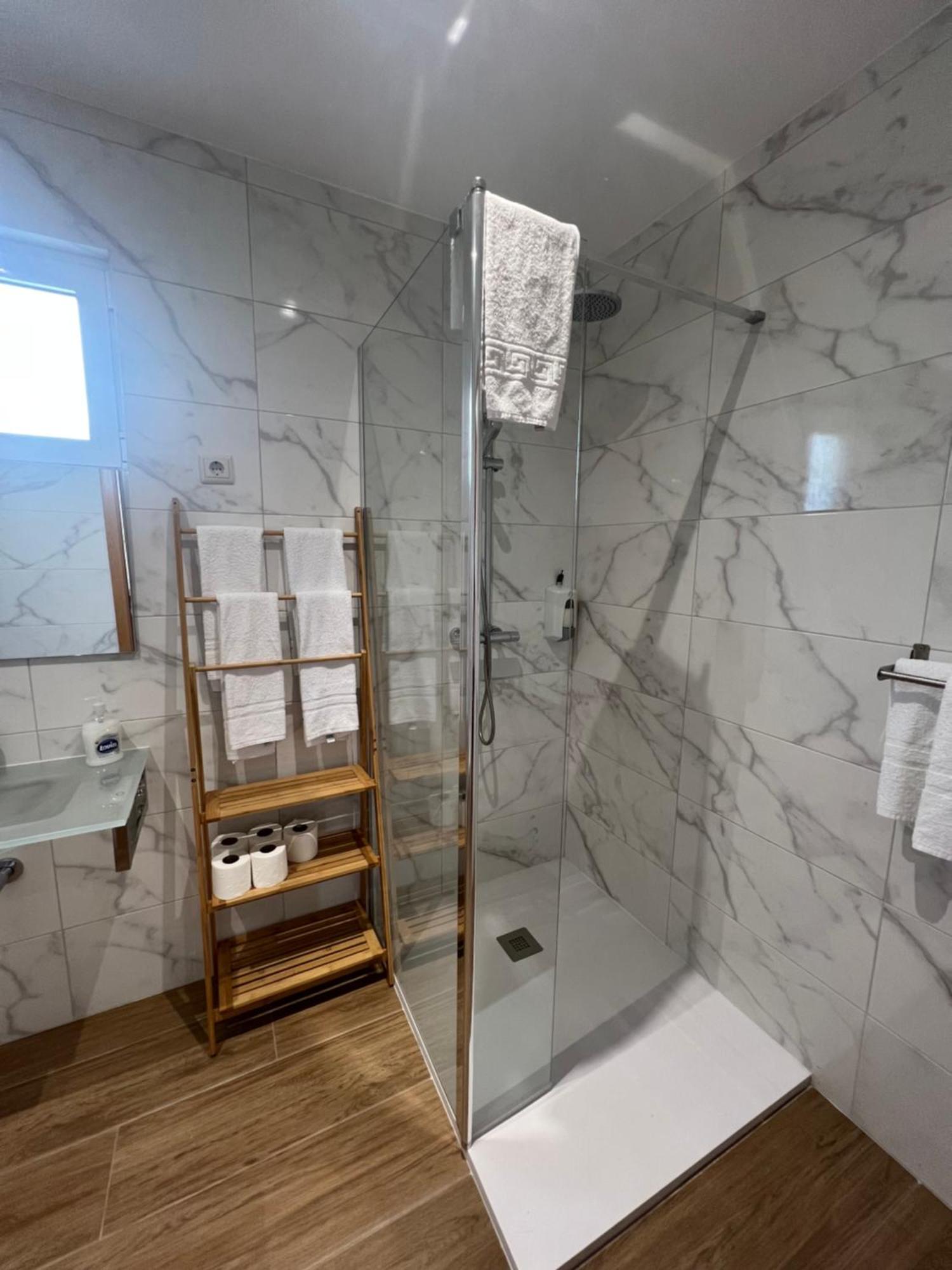 Funileiro, Apartamentos E Quartos Amares Εξωτερικό φωτογραφία