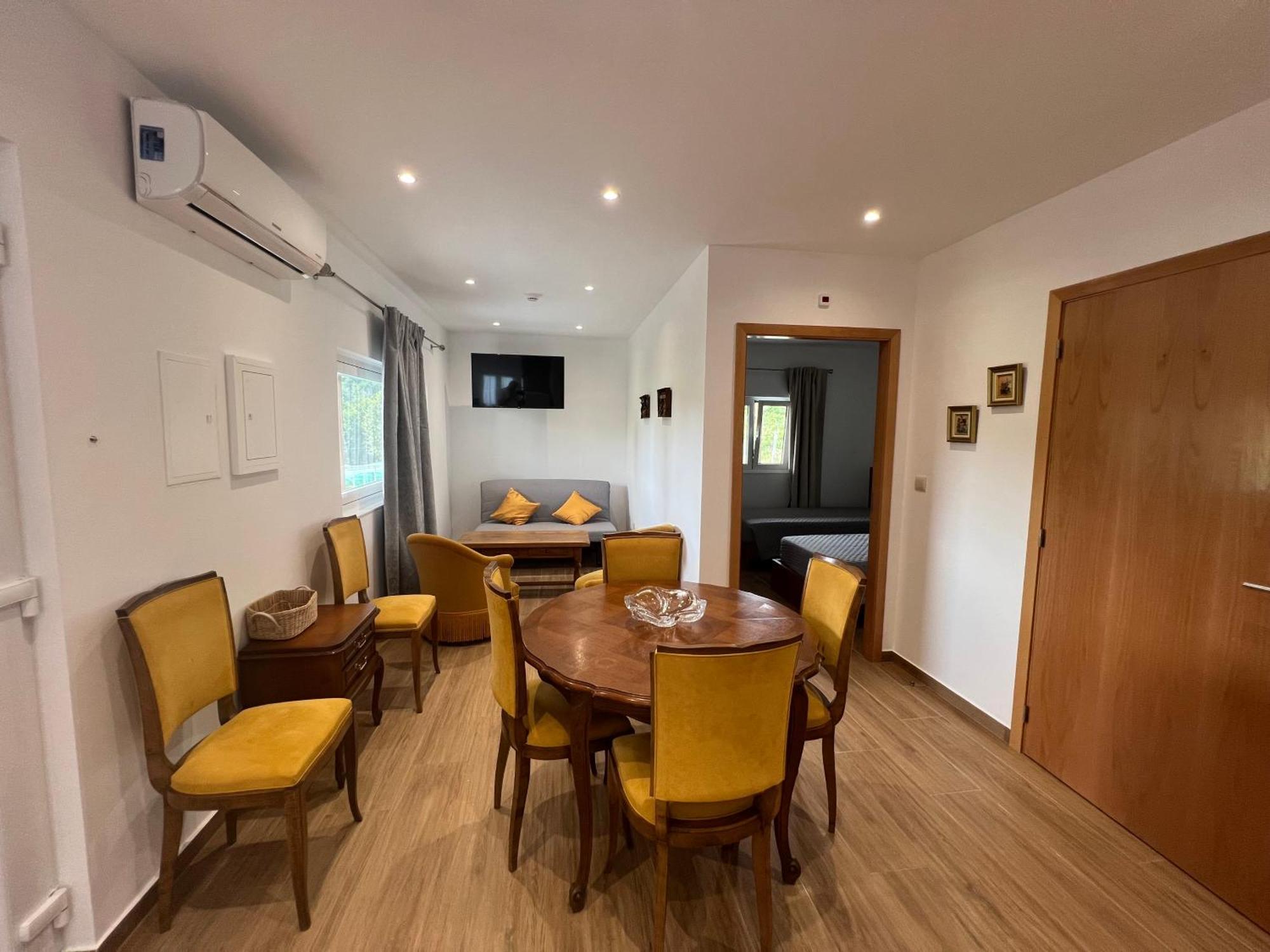 Funileiro, Apartamentos E Quartos Amares Εξωτερικό φωτογραφία