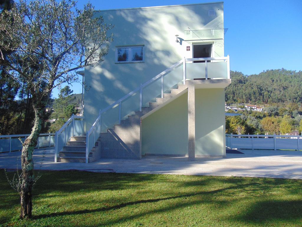 Funileiro, Apartamentos E Quartos Amares Εξωτερικό φωτογραφία